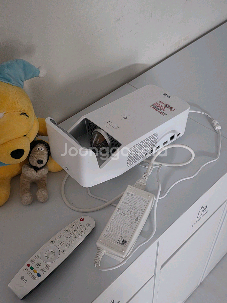 LG 시네빔 빔프로젝터 HF65LA--0