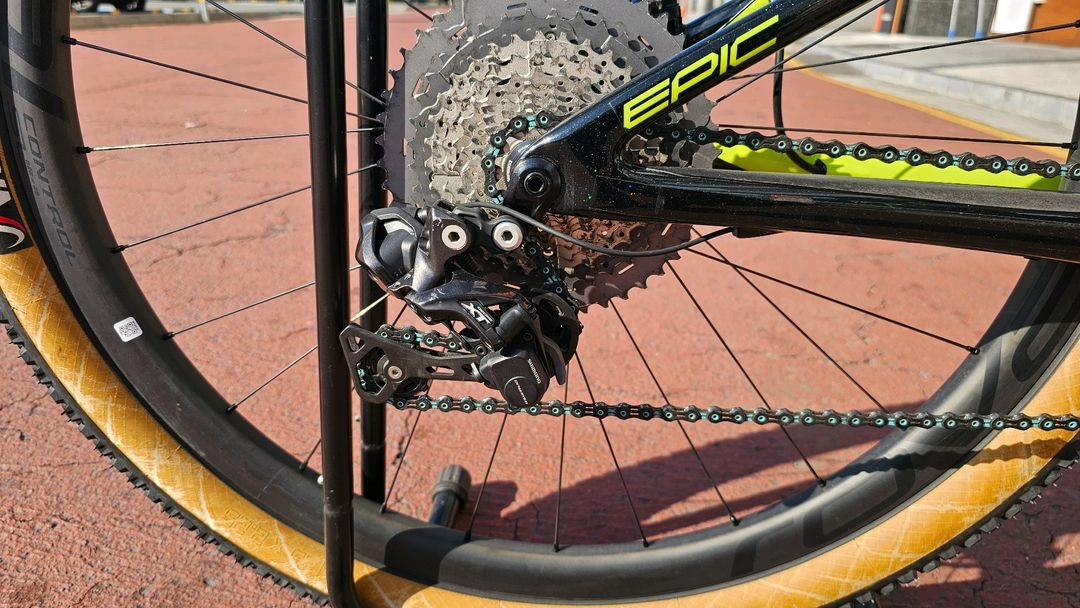 에스웍 에픽풀샥 m사이즈 조립 mtb 이미지
