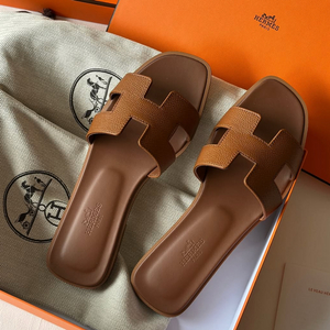 에르메스 오란 샌들 골드 38사이즈