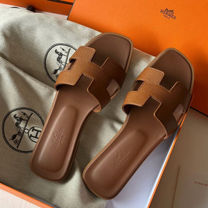 에르메스 오란 샌들 골드 38사이즈