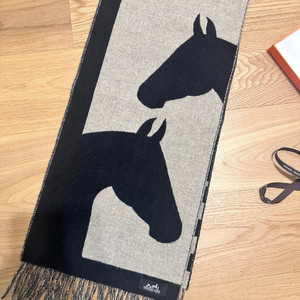 에르메스 러브스토리 캐시미어 머플러 새상품 정가이하