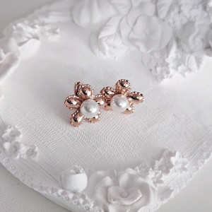 14k 로즈골드 진주 꽃 귀걸이