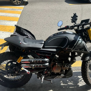 몬디알힙스터125(24년식 400키로대)거의 신차 이미지