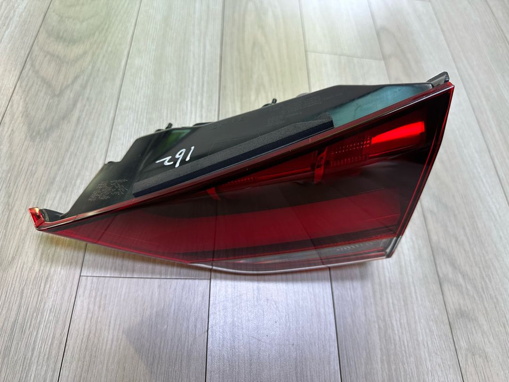 제네시스 G80 리어콤비네이션 한대분--3