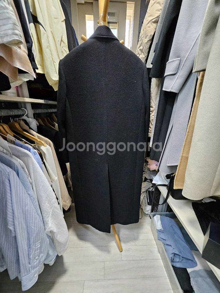 질스튜어트 뉴욕 블랙 오버핏 더블코트--6