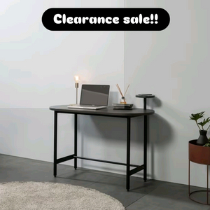 모던 스타일 책상