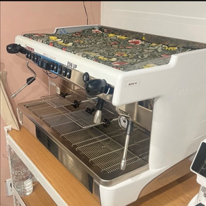 타카 E98 UP 에스프레소 커피머신+ 그라인더 + 제빙기