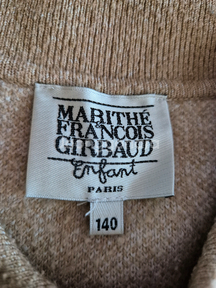 마리떼 프랑소와 키즈 니트 상하복 세트 140사이즈 판매합니다.--1