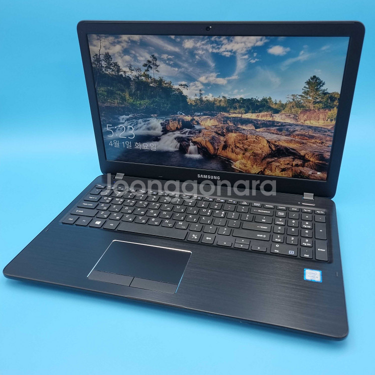 [12개월 보증] 삼성 i5 올블랙 RAM 16GB 756GB 15.6인치 노트북--2