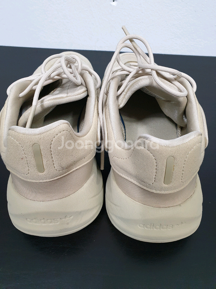 아디다스 아이보리 오젤리아 270사이즈--6