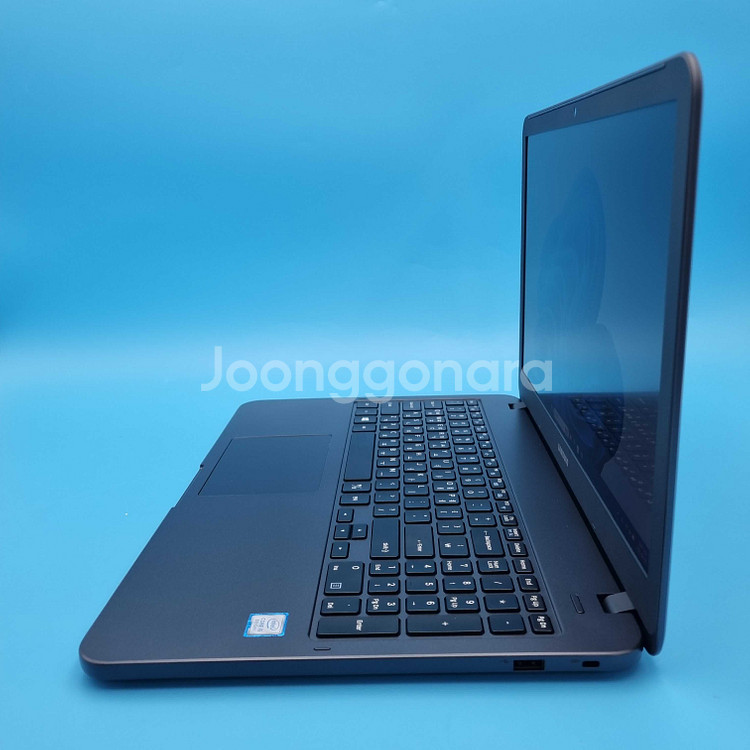 [12개월 보증] 삼성 i5 8TH RAM 16GB UHD 그래픽 756GB 대용량 15.6인치 노트북--6