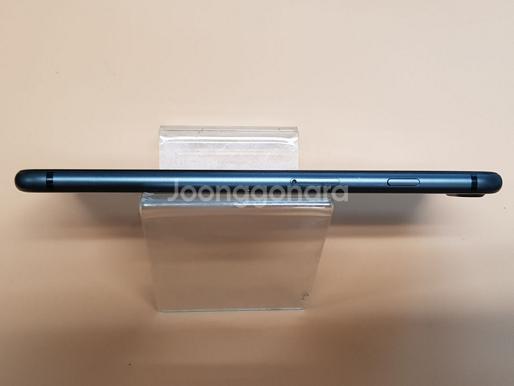 아이폰8플러스 64G 블랙(A1897) 깨끗한 무잔상 판매합니다--6