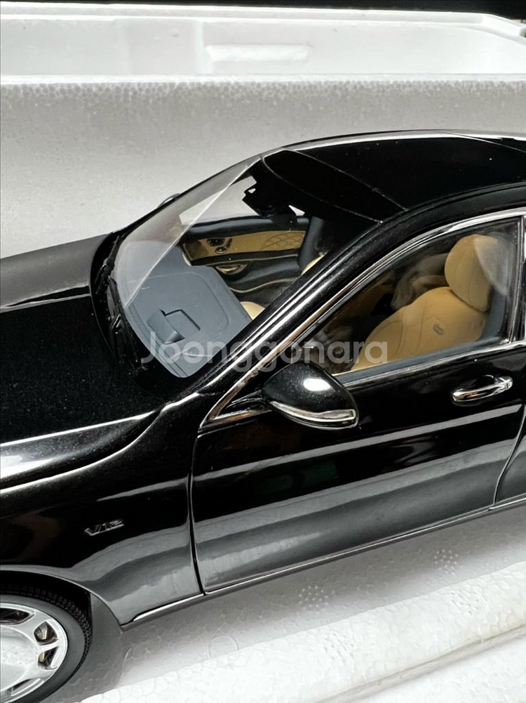 얼모스트리얼 마이바흐 S600 1:18--6