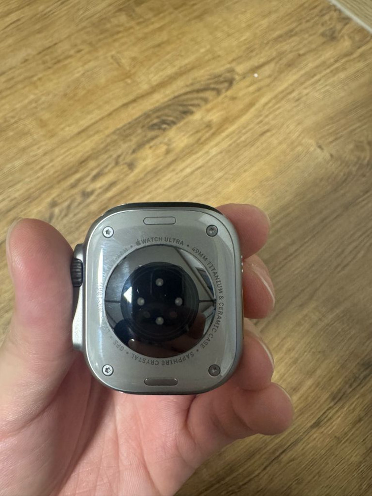 애플워치 울트라2 티타늄 49mm--3