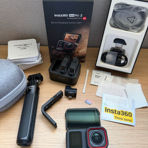 인스타360 ACE Pro 2 액션캠 듀얼베터리 외 악세사리 풀셋