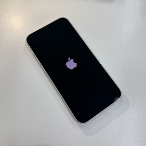 아이폰 13 미니 화이트 128GB 판매합니다! (배터리100%)