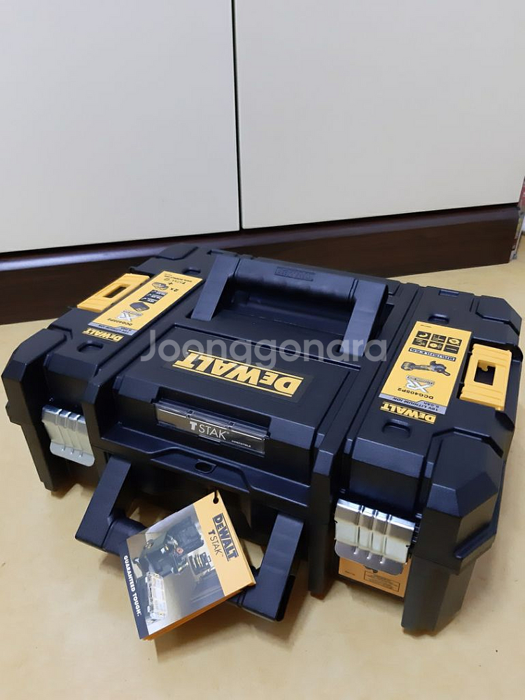 디월트DCG405P2 그라인더케이스 택배비포함--1