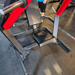 기구교체로 공간확보 위해 위너핏 와이드체스트프레스 저렴하게 판매 합니다