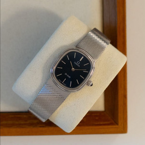 오메가 엘립스 네이비 빈티지 여성 수동 시계