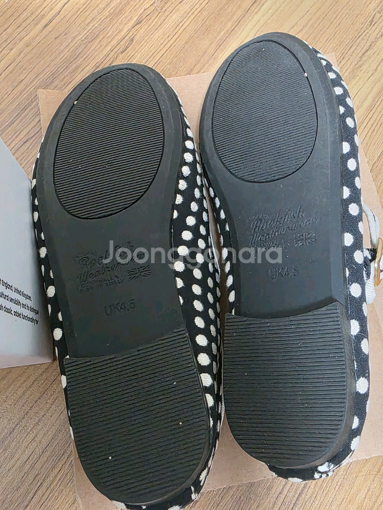 락피쉬 메리제인 도트 240 1번착용 4만원--4