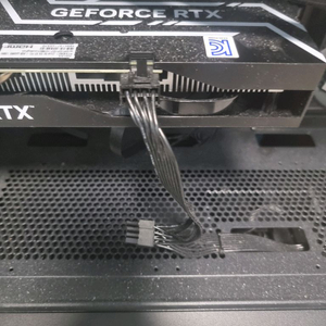 RTX 4060Ti 그래픽카드 이미지