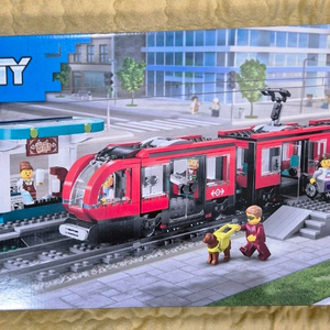 레고 60423(도시의 전차와 정거장) 새상품 판매