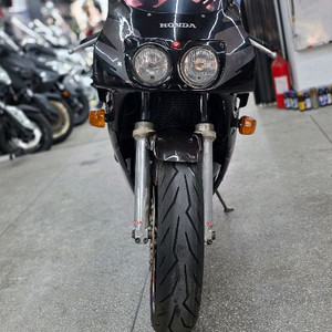 전설의 명차 혼다 cbr400rr 흑장미