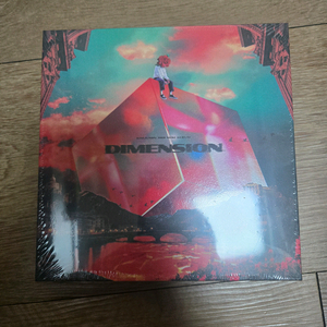 김준수 3번째 미니 앨범 DIMENSION 미개봉 새 앨범입니다