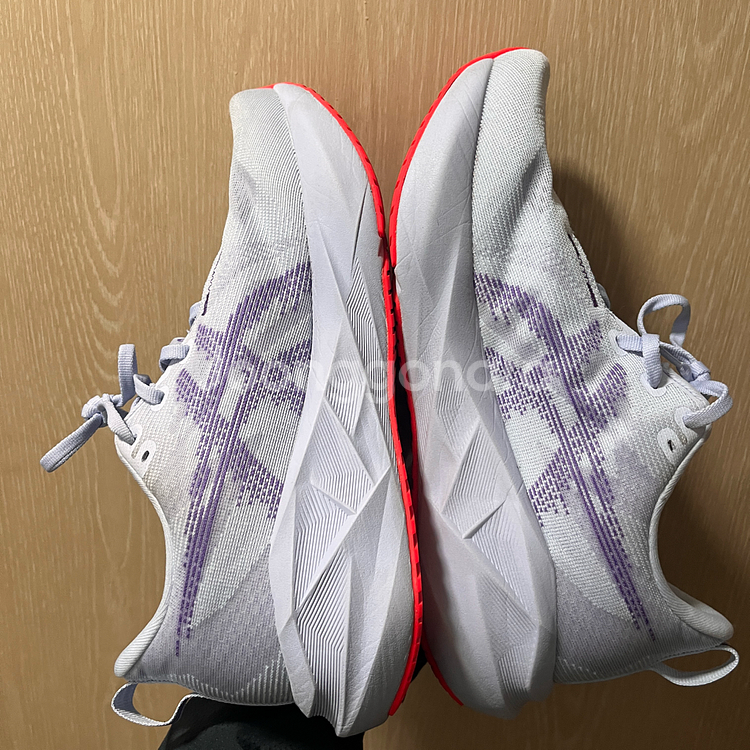 아식스 노바블라스트5 260 도쿄 퍼플 러닝화--4