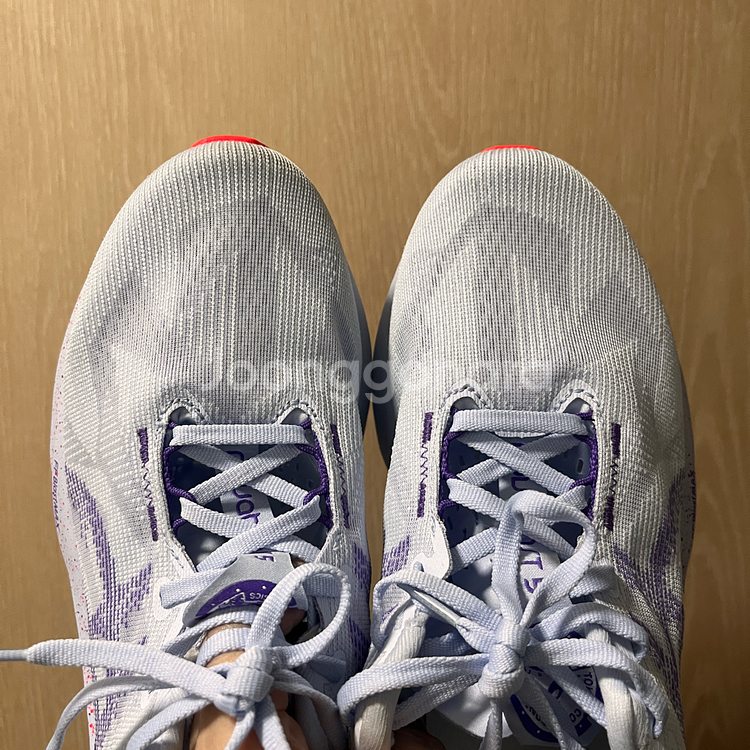 아식스 노바블라스트5 260 도쿄 퍼플 러닝화--2
