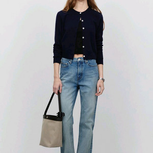 던스트 에센셜 세미 부츠컷 청바지