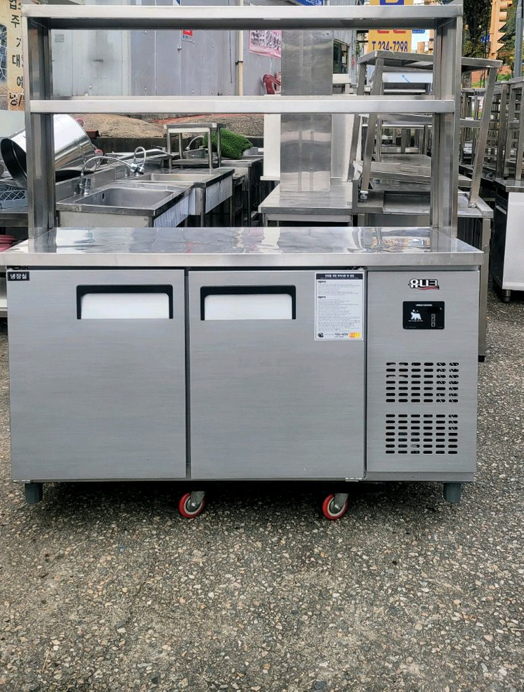 1500테이블냉장고(2단상부선반포함) 이미지