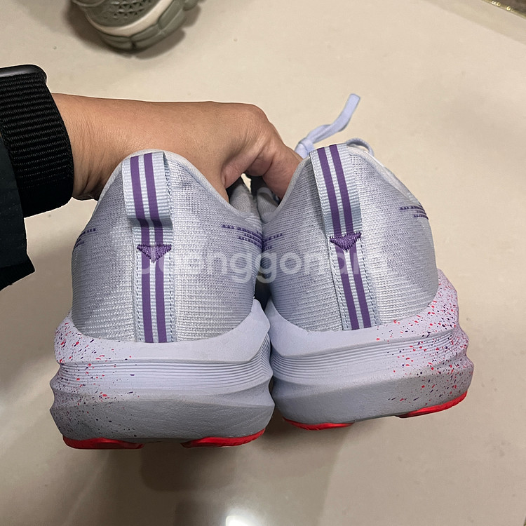 아식스 노바블라스트5 260 도쿄 퍼플 러닝화--6