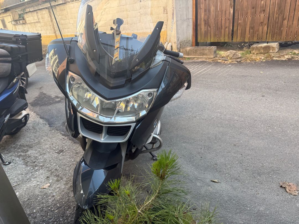 BMW R1200RT--1