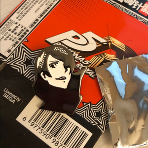 [교환가능] 페르소나 5 로얄 유스케 상하이 금속 핀뱃지