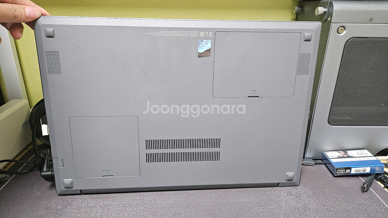 갤럭시북 플러스2 11세대펜티엄 16램 배터리92% 새것컨디션--6