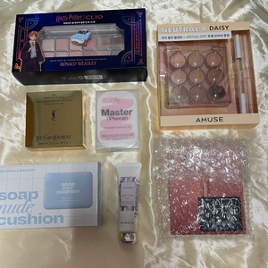 색조 화장품일괄 입생로랑 나스 클리오 투크 어뮤즈 등