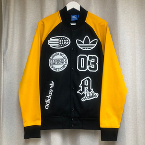 아디다스 오리지널스 멀티 로고 바시티 자켓 95