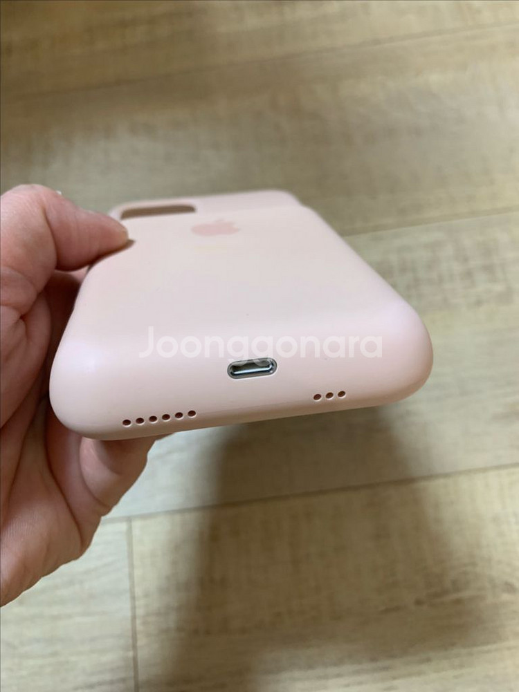 아이폰11프로 애플 정품 배터리 케이스 팝니다--2
