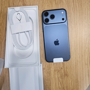 아이폰17 프로max512GB 딥블루