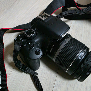 캐논 EOS 550D DSLR 카메라 번들렌즈