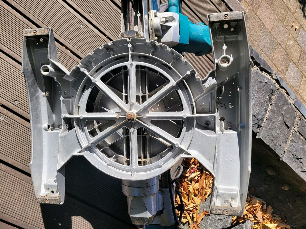 마키다1018L슬라이딩각도절단기. 260mm 엘케마키다정품 이미지