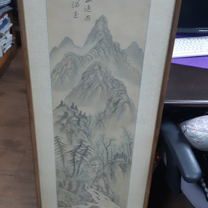 비단에 그려진 고화 ,,산수화