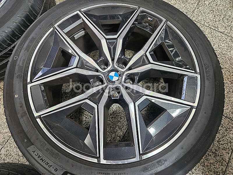 BMW G60 5시리즈 19인치 936M 정품 휠타이어 셋트--5