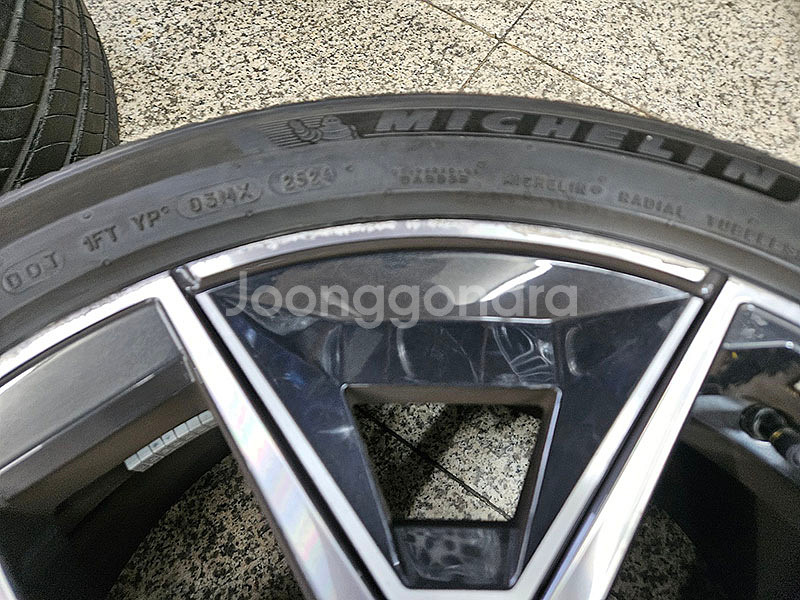 BMW G60 5시리즈 19인치 936M 정품 휠타이어 셋트--6