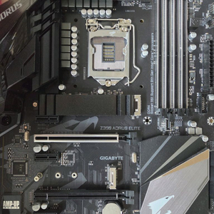 기가바이트 Z390 AORUS ELITE 정상작동합니다