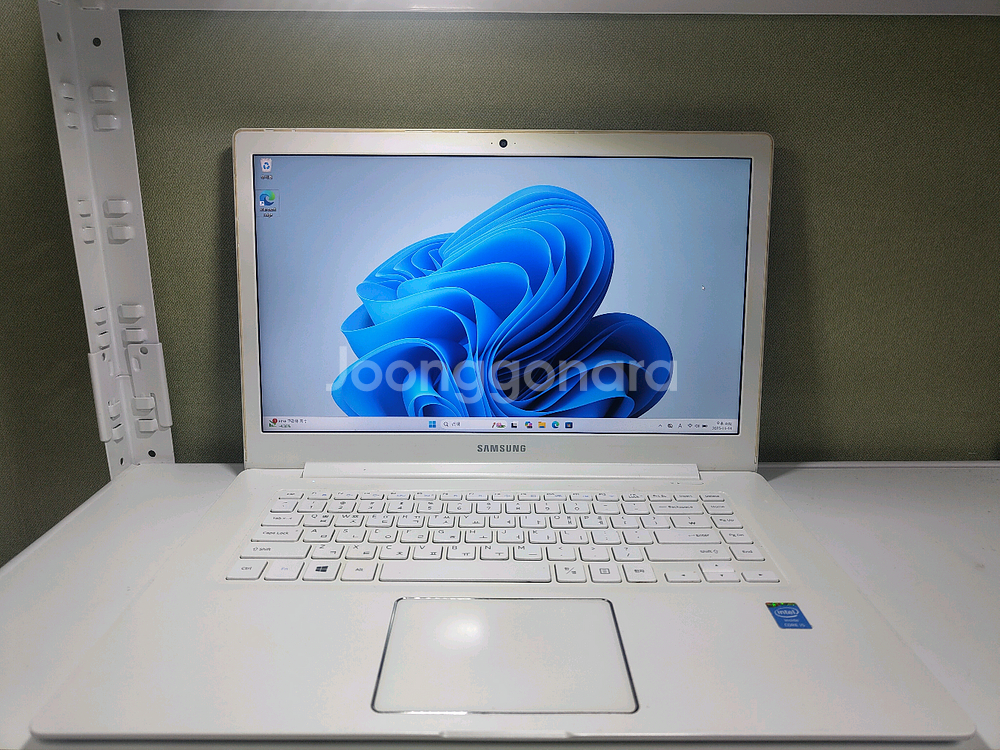 삼성 아티브북9 Style 노트북 NT910S5J-K58W--0