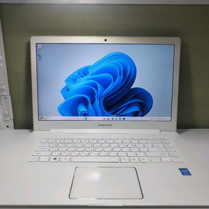 삼성 아티브북9 Style 노트북 NT910S5J-K58W