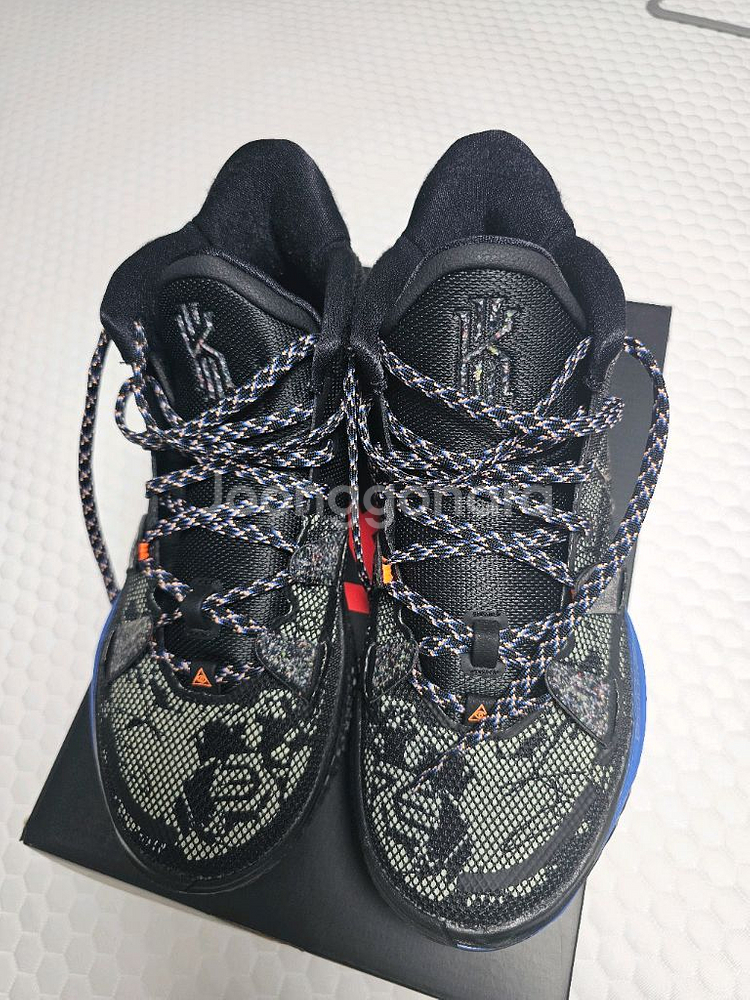 나이키 카이리7 260--3