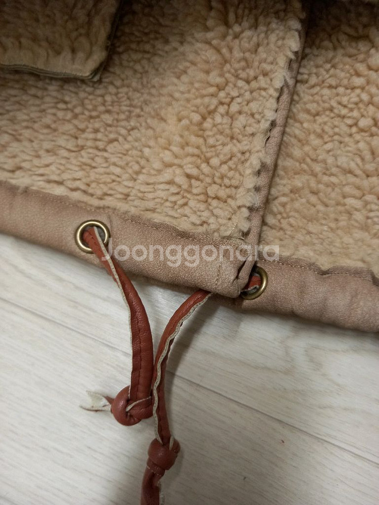 새상품 여성88 후드 무스탕 코트--7